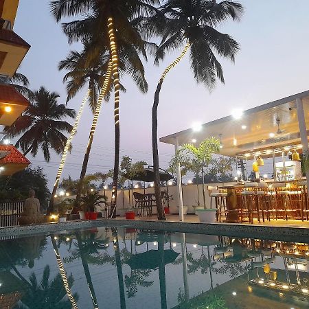 Hotel Goa Continental Arpora Esterno foto