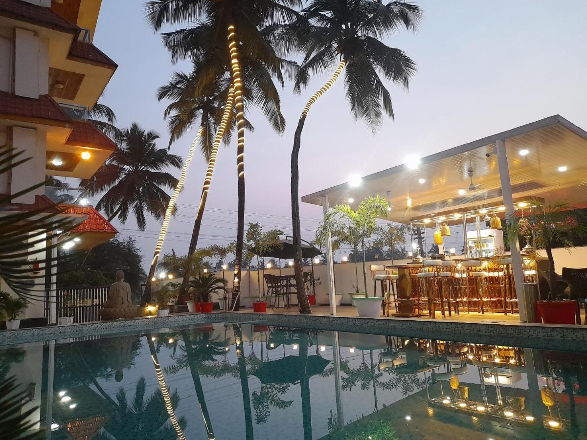 Hotel Goa Continental Arpora Esterno foto