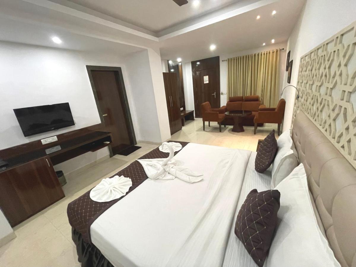 Hotel Goa Continental Arpora Esterno foto