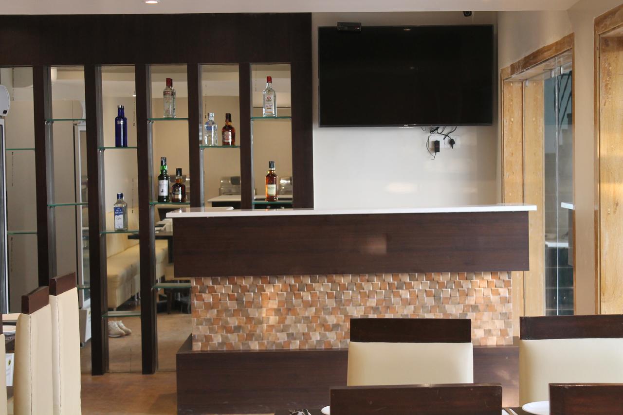 Hotel Goa Continental Arpora Esterno foto