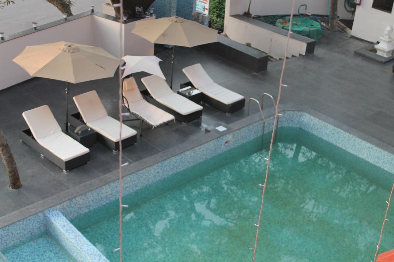 Hotel Goa Continental - Baga Arpora Esterno foto