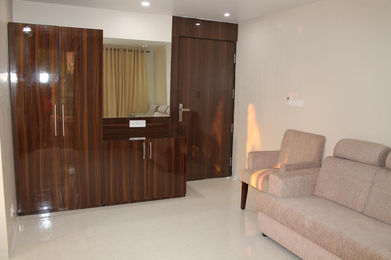 Hotel Goa Continental - Baga Arpora Esterno foto