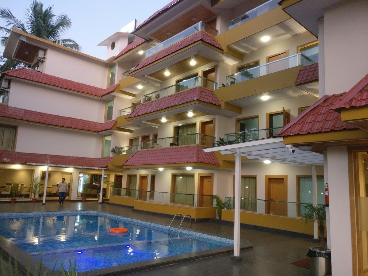 Hotel Goa Continental Arpora Esterno foto